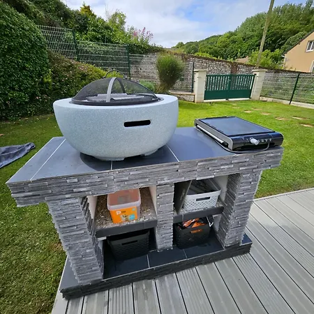 Gitedesdalles 3 Epis Avec Terrasse Vue